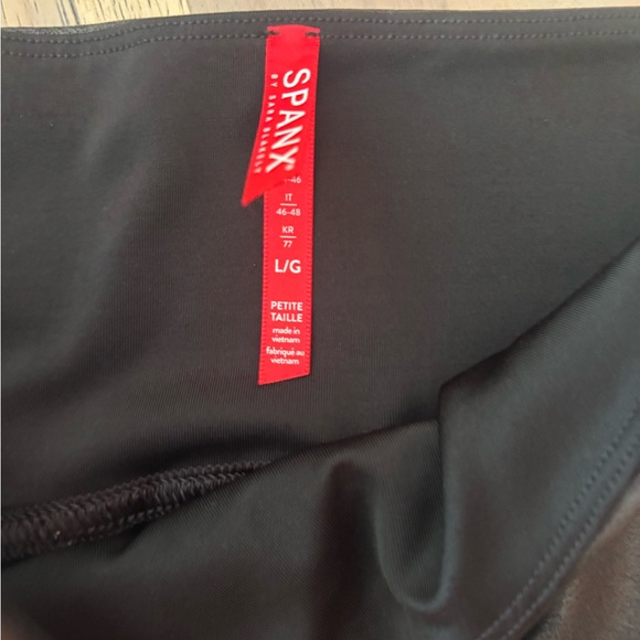 SPANX Black faux leather  Leggings - Picture 3 of 5